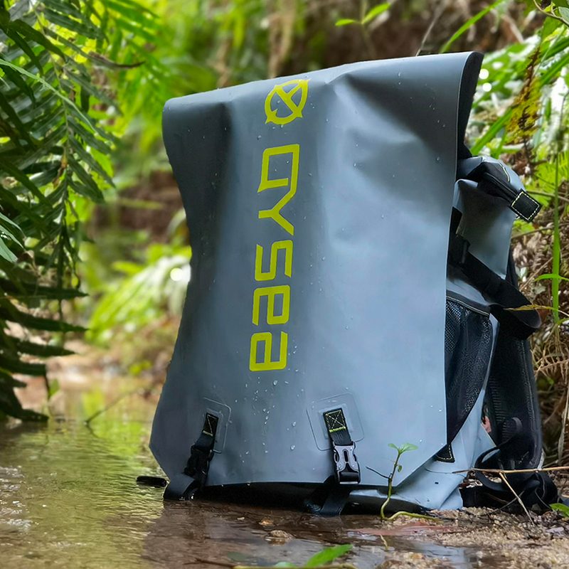 FIFISH Underwater Drone Waterproof Backpack 1